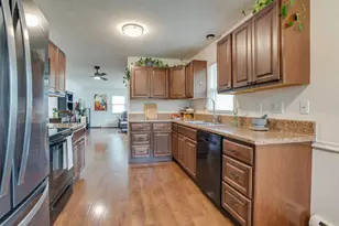 1821 16th St S, Moorhead, MN 56560 - Photo 15