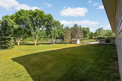 112 Mayo Drive, Burnsville, MN 55337 - Photo 37