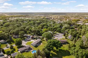 112 Mayo Dr, Burnsville, MN 55337 - Photo 45