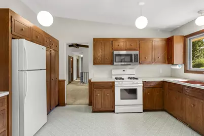 112 Mayo Drive, Burnsville, MN 55337 - Photo 13