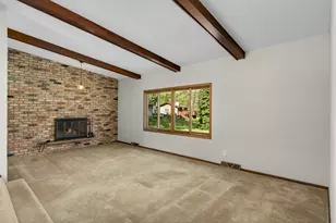 112 Mayo Dr, Burnsville, MN 55337 - Photo 3