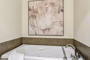 215 10th Ave S, Minneapolis, MN 55415 - Photo 21