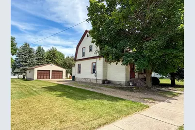 112 4th Street S, Gaylord, MN 55334 - Photo 1