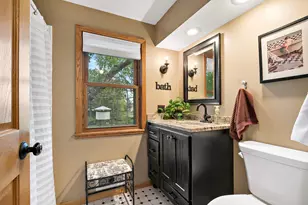 1020 W 107th St, Bloomington, MN 55431 - Photo 25