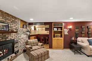1020 W 107th St, Bloomington, MN 55431 - Photo 29
