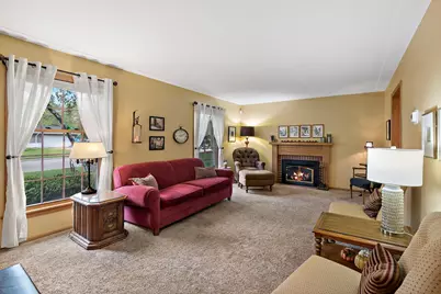 1020 W 107th Street, Bloomington, MN 55431 - Photo 5