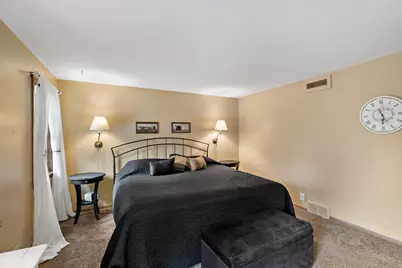 1020 W 107th Street, Bloomington, MN 55431 - Photo 19