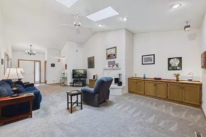 3235 Park Overlook Drive, Shoreview, MN 55126 - Photo 3