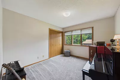 3235 Park Overlook Drive, Shoreview, MN 55126 - Photo 7
