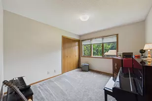 3235 Park Overlook Dr, Shoreview, MN 55126 - Photo 7