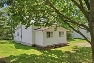 104 N Secor St, Bricelyn, MN 56014 - Photo 19
