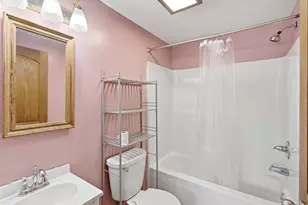 104 N Secor St, Bricelyn, MN 56014 - Photo 11