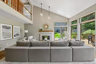 800 Fox Ct, Chanhassen, MN 55317 - Photo 21
