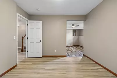 800 Fox Court, Chanhassen, MN 55317 - Photo 55