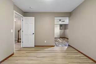800 Fox Ct, Chanhassen, MN 55317 - Photo 55