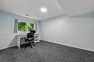 800 Fox Ct, Chanhassen, MN 55317 - Photo 57