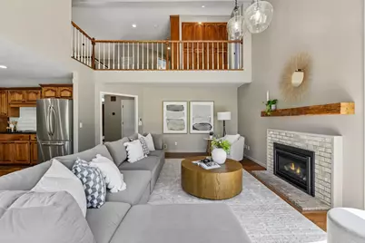 800 Fox Court, Chanhassen, MN 55317 - Photo 23