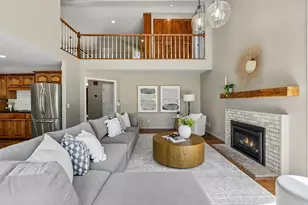 800 Fox Ct, Chanhassen, MN 55317 - Photo 23