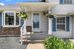 4629 Weston Hills Dr, Eagan, MN 55123 - Photo 3