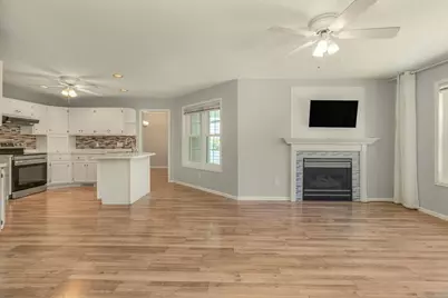 5501 Golfview Avenue N, Oakdale, MN 55128 - Photo 9