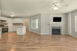 5501 Golfview Ave N, Oakdale, MN 55128 - Photo 9