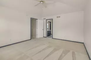 5501 Golfview Ave N, Oakdale, MN 55128 - Photo 21