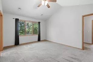 964 Fraser Ln, Hudson, WI 54016 - Photo 17