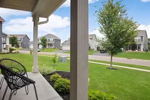8622 Platinum Cove, Woodbury, MN 55129 - Photo 3