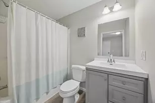 950 Cessna Dr, New Brighton, MN 55112 - Photo 9