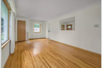 1957 Payne Avenue, Maplewood, MN 55117 - Photo 9
