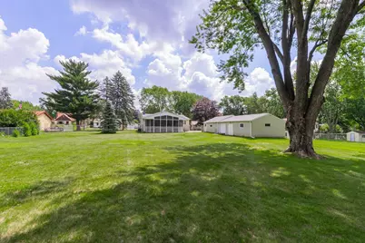 1957 Payne Avenue, Maplewood, MN 55117 - Photo 29