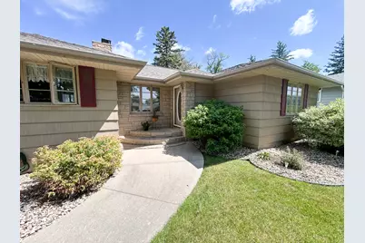 1010 S Shore Drive, Worthington, MN 56187 - Photo 3