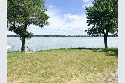 1010 S Shore Drive, Worthington, MN 56187 - Photo 13