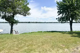 1010 S Shore Dr, Worthington, MN 56187 - Photo 13