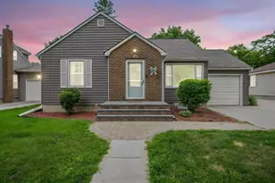 1193 River Rd, Windom, MN 56101 - Photo 1