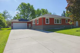 704 11th Ave, Howard Lake, MN 55349 - Photo 1