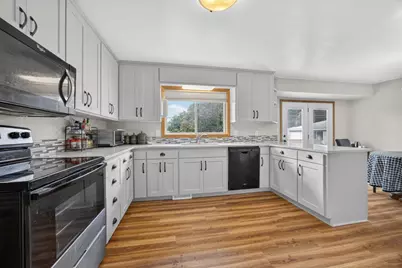 1525 11th Avenue NE, Rochester, MN 55906 - Photo 13