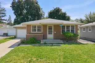 1640 1st Ave NE, Rochester, MN 55906 - Photo 1