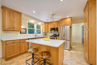 18300 32nd Avenue N, Plymouth, MN 55447 - Photo 5