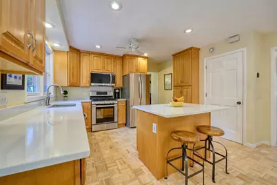 18300 32nd Avenue N, Plymouth, MN 55447 - Photo 7