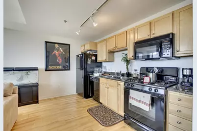 929 Portland Avenue #809, Minneapolis, MN 55404 - Photo 5