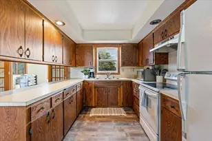 912 10th St, Gaylord, MN 55334 - Photo 13