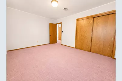 1702 3rd Avenue NW, Austin, MN 55912 - Photo 13