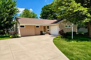 1702 3rd Ave NW, Austin, MN 55912 - Photo 1