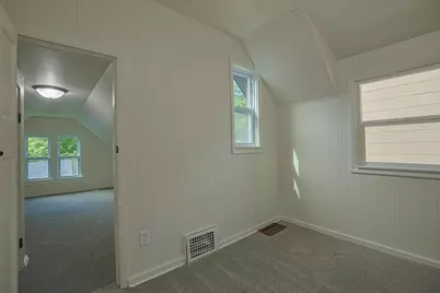 685 Stewart Avenue, Saint Paul, MN 55102 - Photo 25