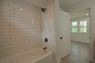 685 Stewart Ave, Saint Paul, MN 55102 - Photo 7