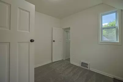 685 Stewart Avenue, Saint Paul, MN 55102 - Photo 23
