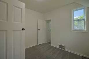 685 Stewart Ave, Saint Paul, MN 55102 - Photo 23