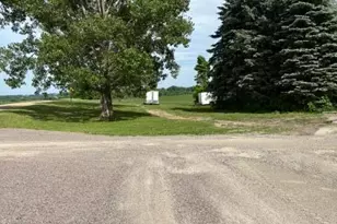 70041 350th St, Kimball, MN 55353 - Photo 37