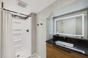 3232 Hennepin Ave, Minneapolis, MN 55408 - Photo 19